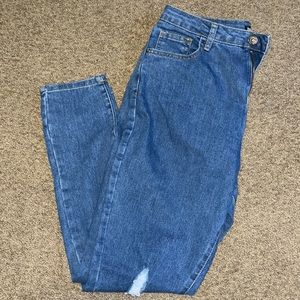 Blue skinny jeans